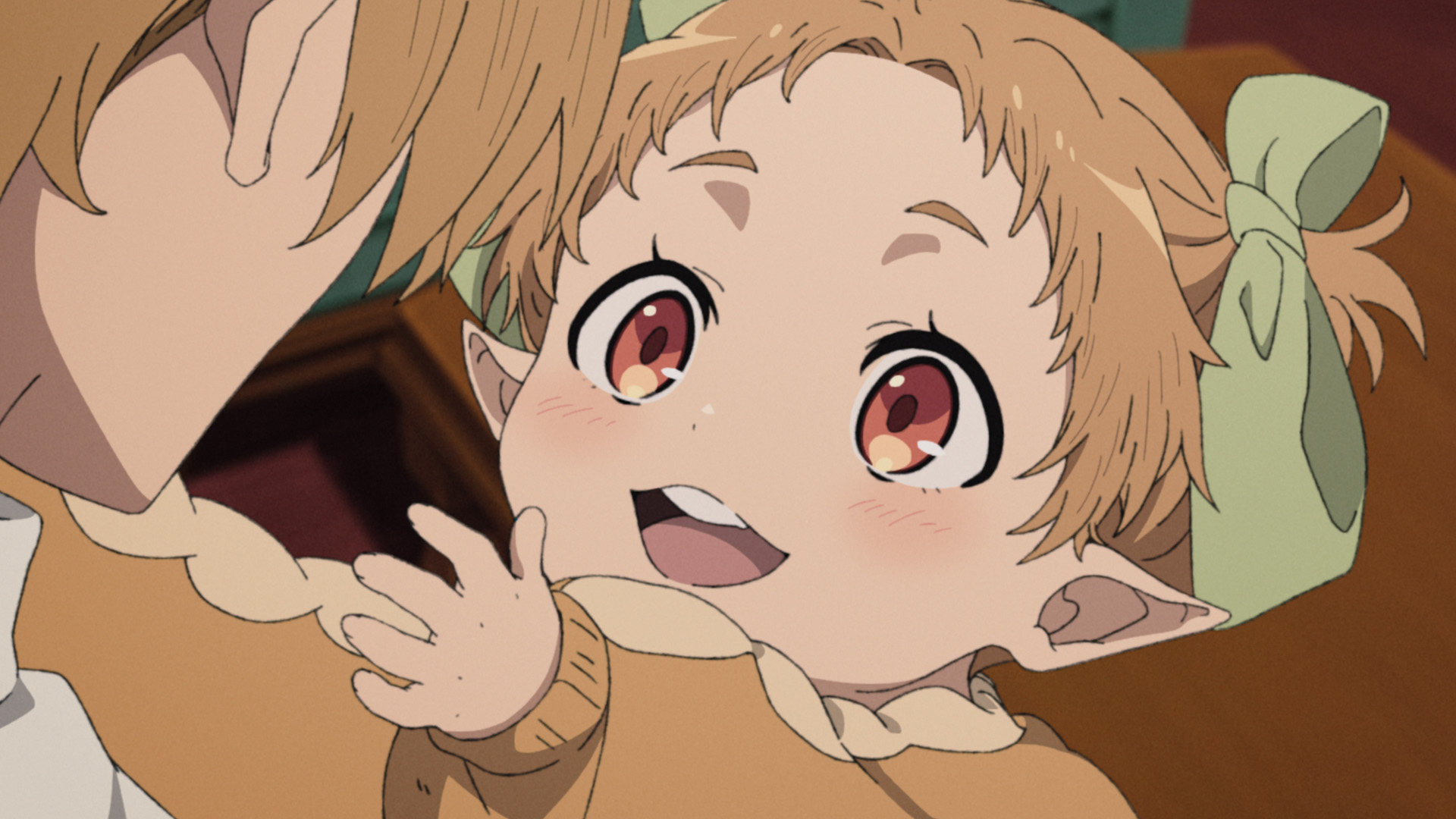 Close-up de personagem elfa sorrindo em cena da prévia do Episódio 5 da 3ª temporada de Mushoku Tensei