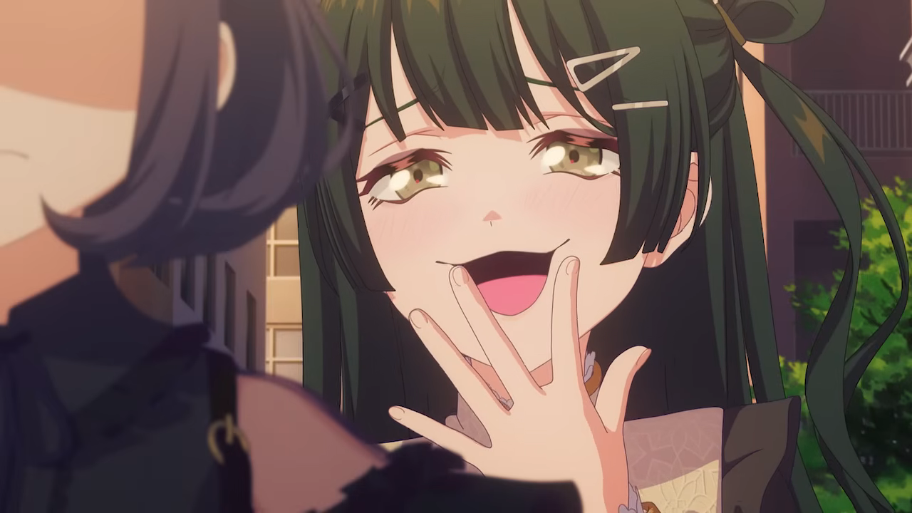Viola sorrindo de forma animada em cena do Episódio 7 de BanG Dream YUME MITA