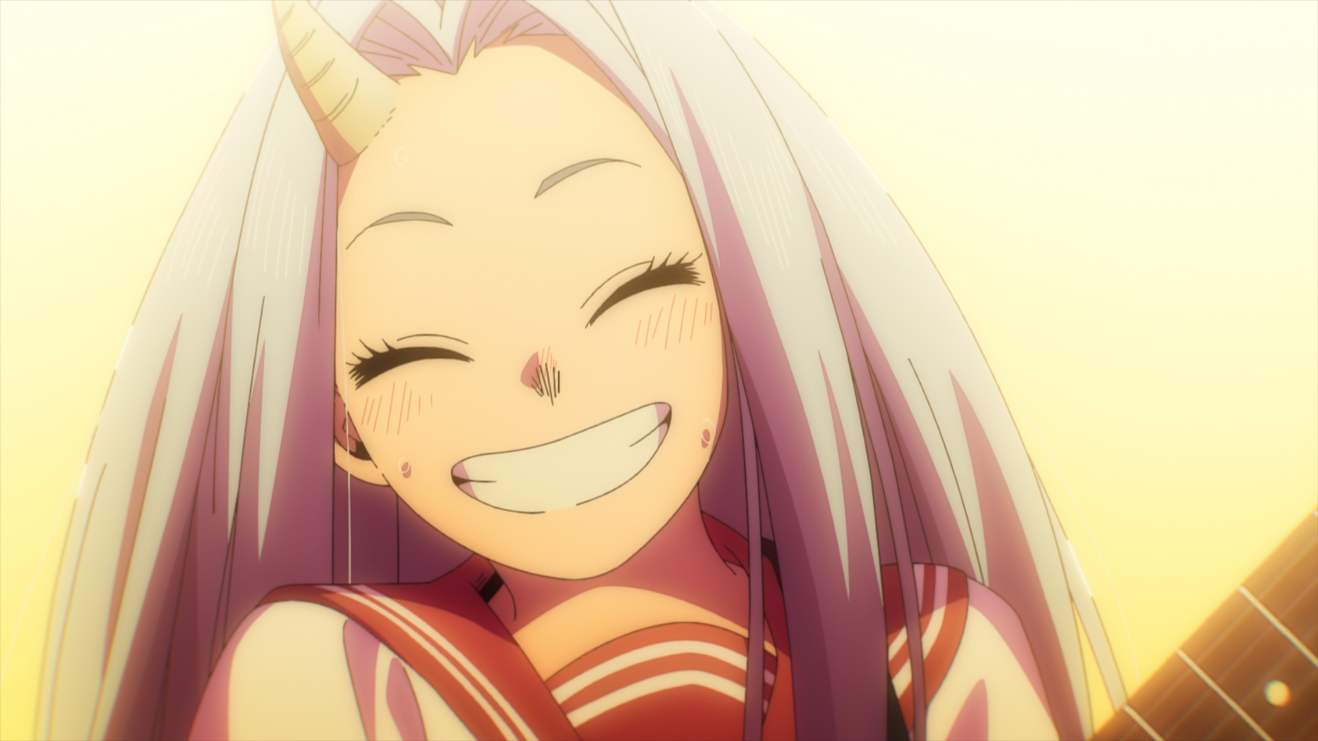 Kyoka Jiro se apresentando com a banda no Festival Escolar da U.A. High School, cena original de My Hero Academia